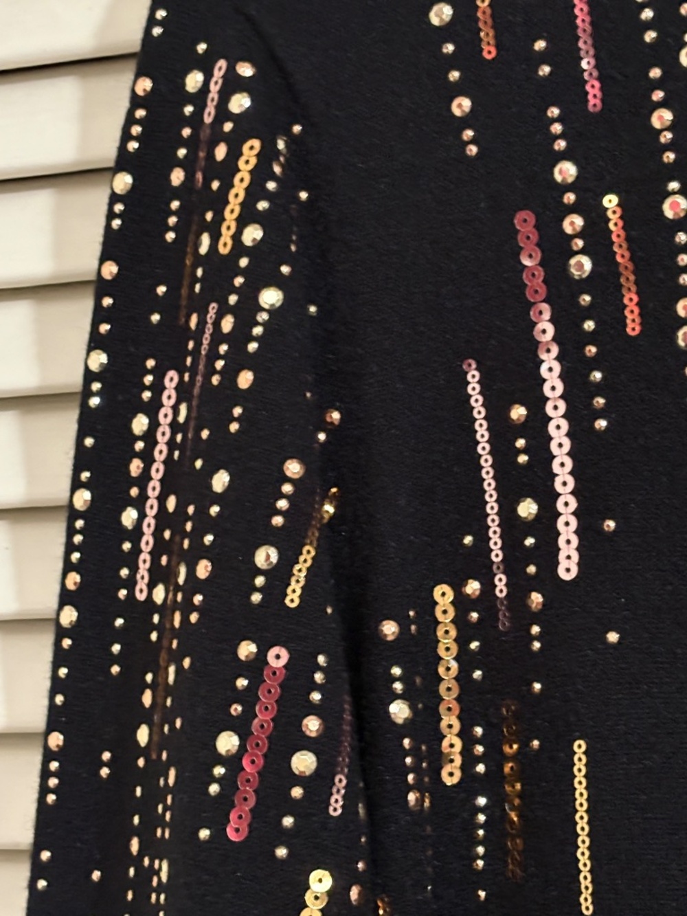 Chico's Ombré Sequin Pullover Sweater in Black, size 2 (Large) - Picture 4 of 5